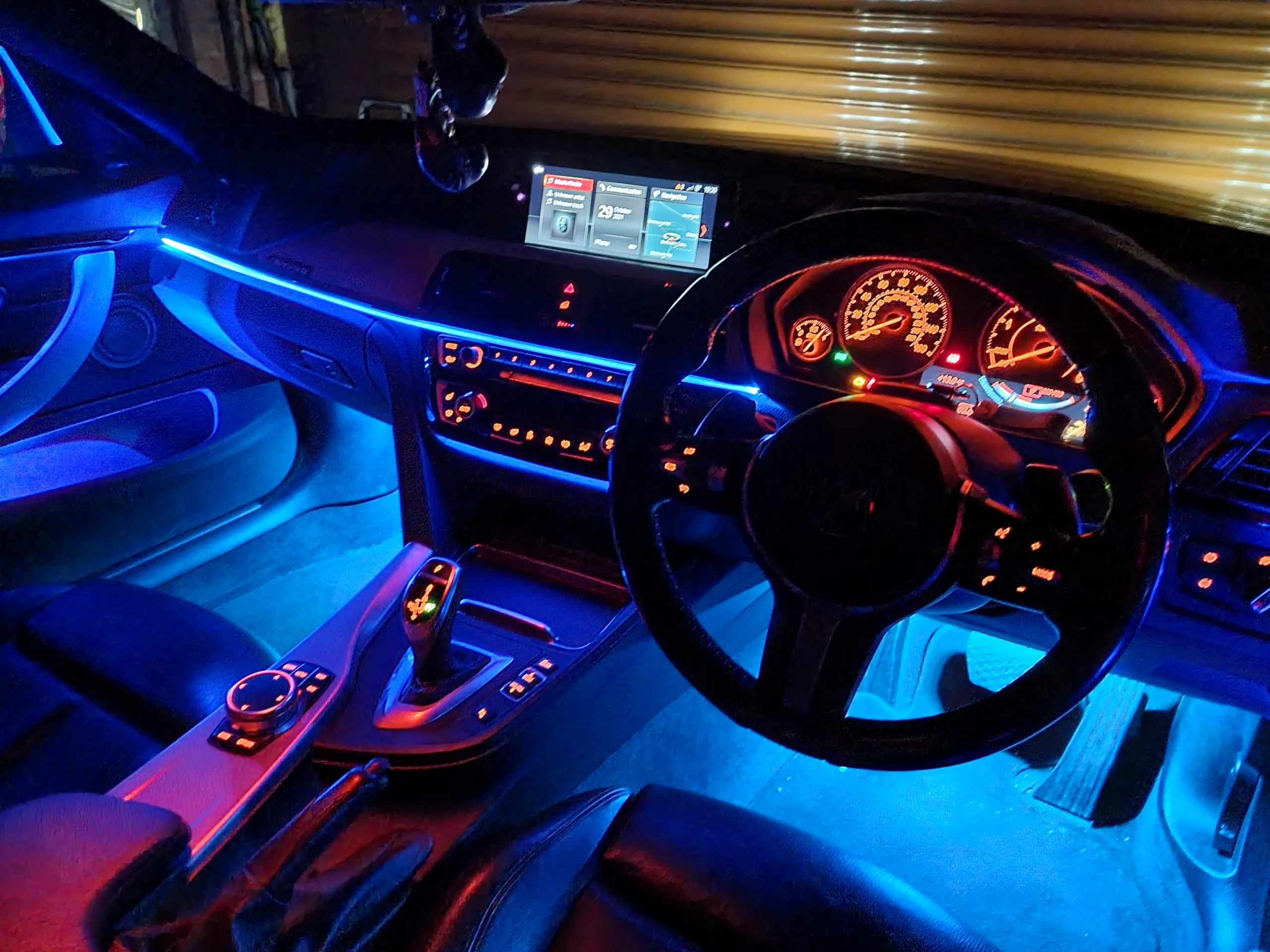 3 Series (F3X) - Image 19