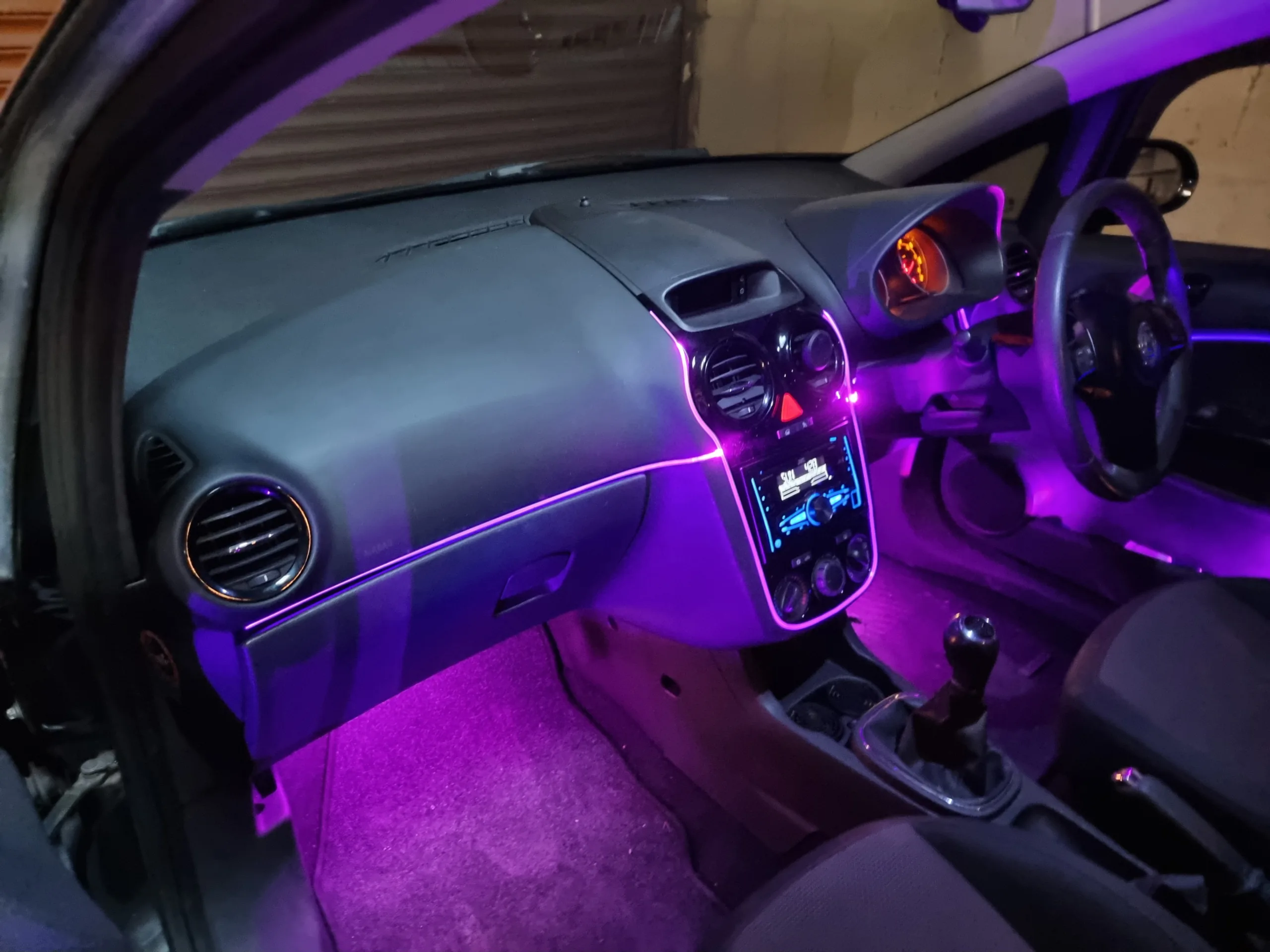 Corsa (D) - Image 7