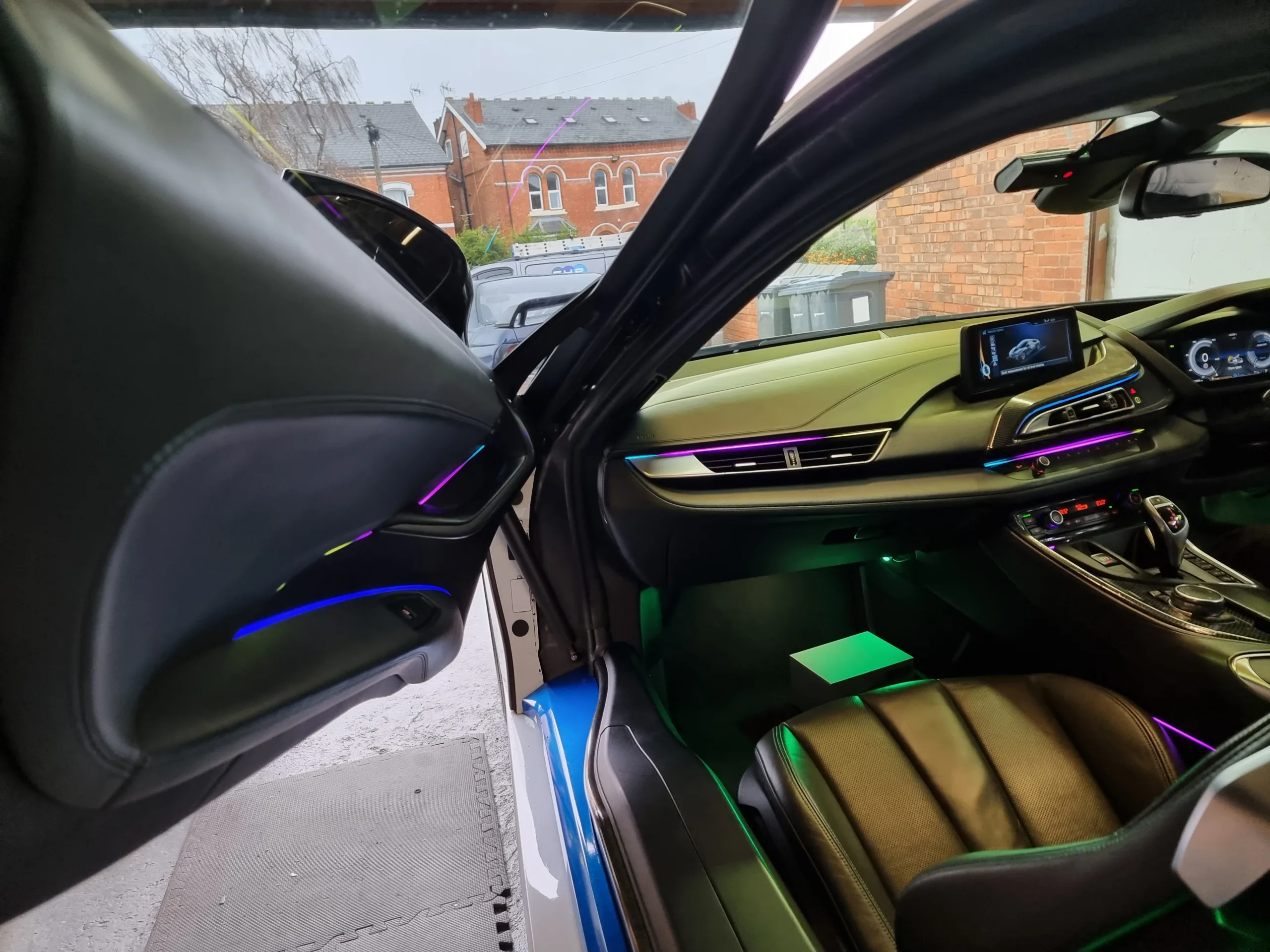 i8 - Image 11