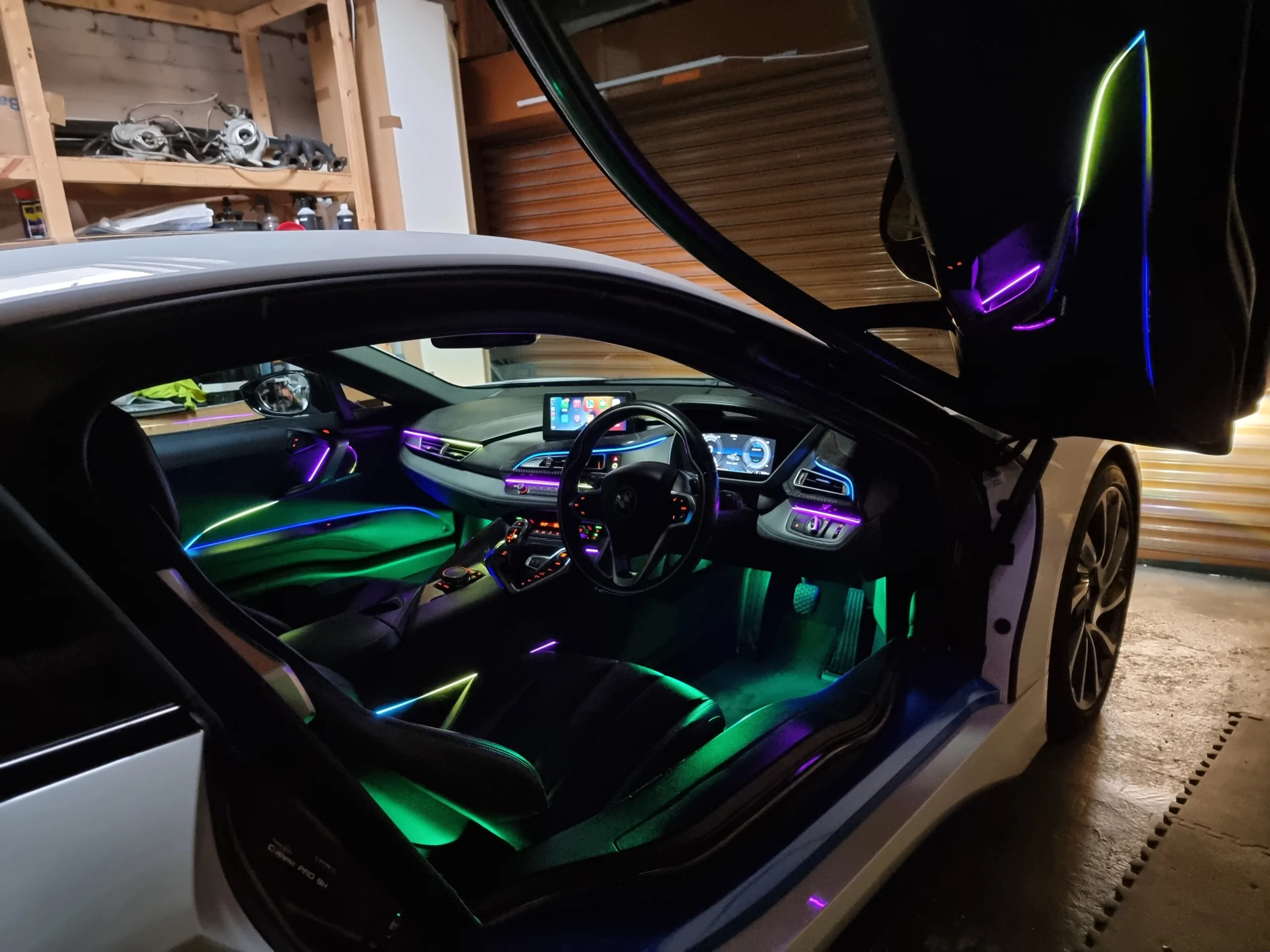 i8 - Image 2