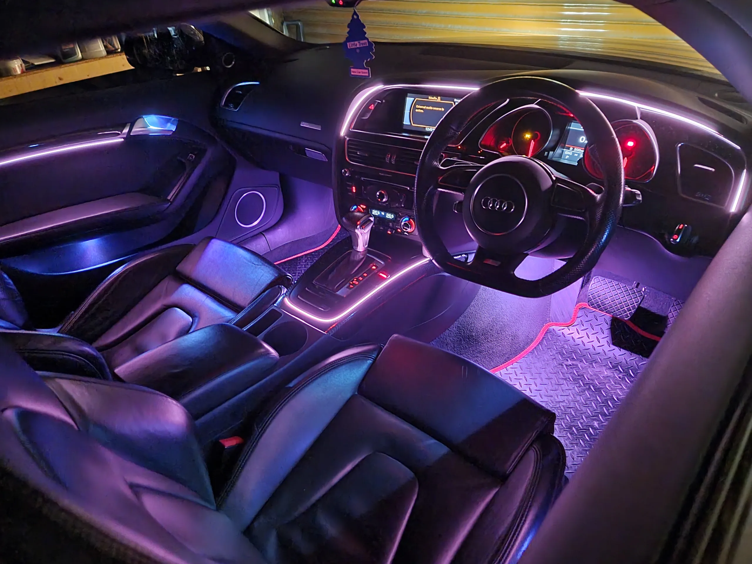 Audi A5 (8T) - Image 6